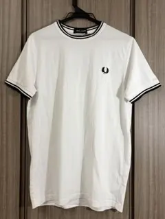 【美品】FRED PERRY 半袖 Tシャツ ホワイトのサムネイル