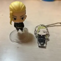 東京リベンジャーズ　ドラケン　アクリルキーホルダーとフィギュアセット　おまけ付き