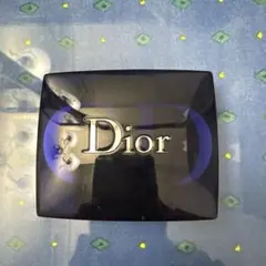 Dior アイシャドウパレット 5色入り・ナリス 美容ハンドクリーム