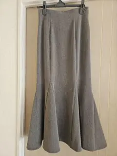 4月迄！【SNIDEL】 グレーマーメイドロングスカートスリット入り！