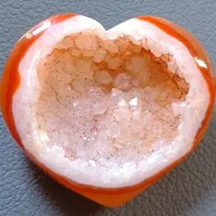 カーネリアン　ザクザクのジオード　ハート　瑪瑙　握り石　天然石　no.7412