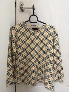 チェック柄長袖トップス