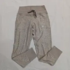 新品SUKALAスカーラベージュ クロップドパンツ ポケット付きMサイズ