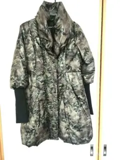 ⑰迷彩柄　袖口リブ編みでお洒落　ロングダウンジャケット