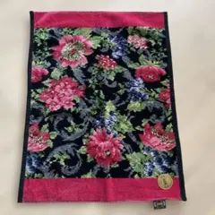 新品FEILER フラワーパターン フェイスタオル 約34cm x 25cm