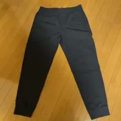 ユニクロ　UNIQLO ウルトラストレッチアクティブジョガーパンツ　ブルー