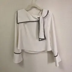 Herlipto Scarf-Collar Blouse ecruのサムネイル