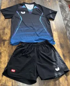 Butterfly 卓球ウェア 黒/青