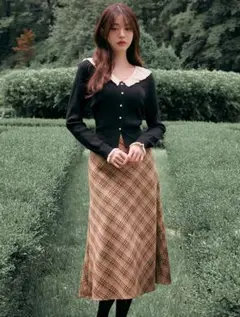 新品ROLAROLA FRILL COLLAR CARDIGAN ウォニョン