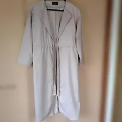 ベージュ スプリングコート