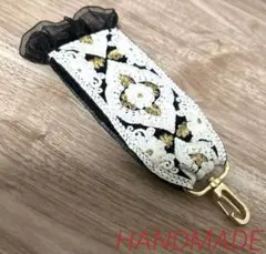 ハンドメイド　インド刺繍リボン　キーホルダー　ストラップ　バックチャーム　G.