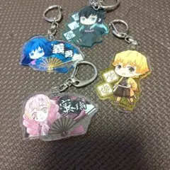 鬼滅の刃　アクリルキーホルダー 4個セット