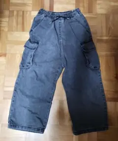 Item thumbnail for item 3a39fb7f-ff8e-450f-86aa-3a18057fbfdd