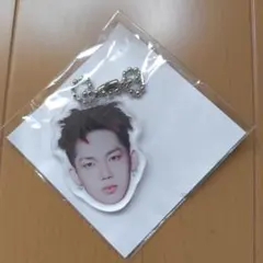 treasure 顔アクリルキーホルダー　ヒョンソク