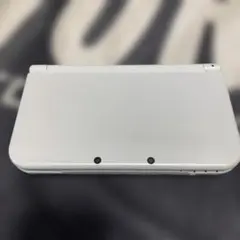 [美品]New Nintendo 3DS LL 本体　ケース付き　パールホワイト