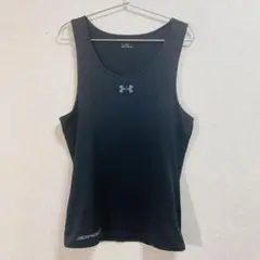 ノースリーブ スポーツ