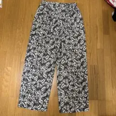 柄パンツ