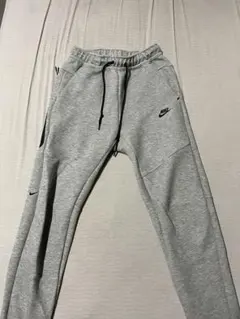 NIKEテックフリースパンツグレー