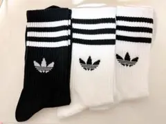 【新品】adidas originals 3本ラインソックス 黒白3足セット M