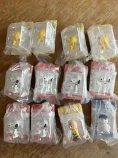 スヌーピー PEANUTS パッケージミニチュアコレクション 12個