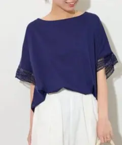 新品タグ付き[TORRAZZD DONNA] 袖レースドッキングプルオーバーのサムネイル
