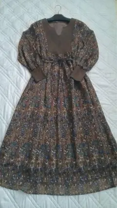 シップス　カーキロングワンピース