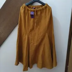 マライカ　スカート　タグ付き未使用品のサムネイル
