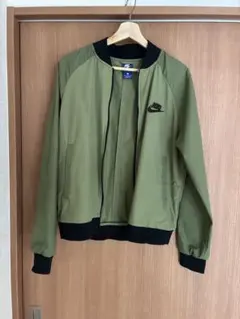 NIKE ボンバージャケット オリーブ Mサイズ