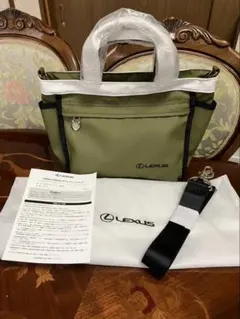 Lexus ✖︎admiralボストンバック合成皮革 バッグ ベージュ/ブラック Lexus ✖︎admiralボストンバック合成皮革 バッグ ベージュ/ブラック