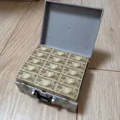 1万円札束 ミニチュア アタッシュケース フィギュア
