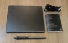 Huion HS64 ペンタブレットのサムネイル