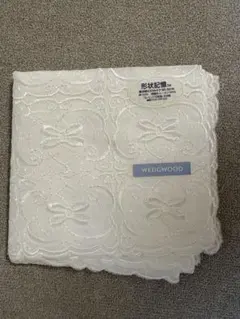 WEDGWOOD リボン模様 ハンカチのサムネイル