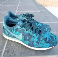 Nike インターナショナリスト