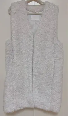 Ballsey ホワイト フリースベスト