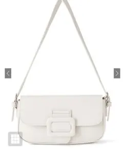 スクエアバックルミニショルダーバッグ　アイボリー