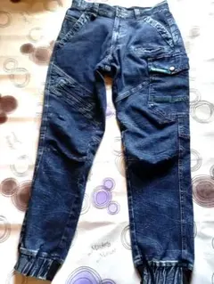 Item thumbnail for item 46c3b18c-a06d-4637-a774-4a800d7bb6cf