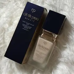 クレ・ド・ポー ボーテ タンフリュイドエクラ マット オークル00