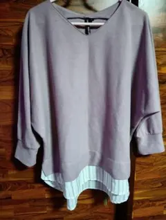 HK WORKS LONDON ライトパープル暗めピンク V首 L重ね着風