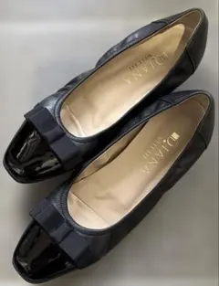 ダイアナウェルフィット　フラットパンプス