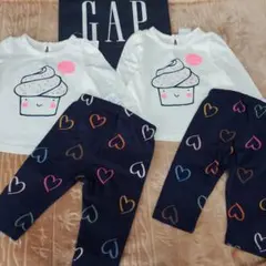 双子　仲良し　ベビー服　babyGAP　サイズ50