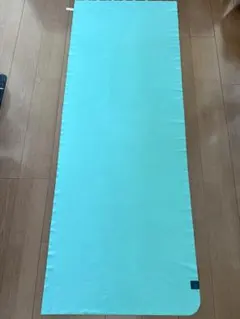 ルルレモン Lululemon ザ・タオル The Towel ラージ グリーンのサムネイル