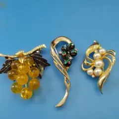 エレガントな金色ブローチ3点セット