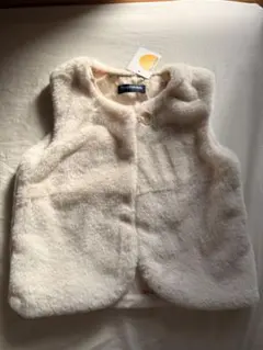 ムージョンジョン　ベスト　美品　110