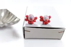 512.マット赤ビーズ 刺繍ピアスイヤリング 金具選択可能 ドットアクセサリー