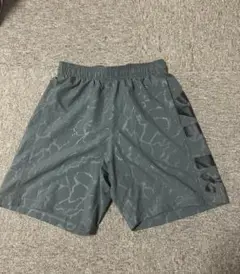 Under Armour HeatGear ショートパンツ M グレー
