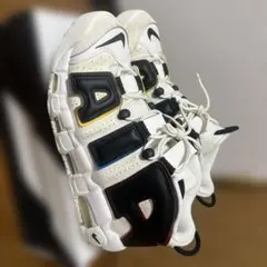 NIKE AIR MORE UPTEMPO スニーカー