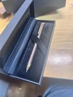 Item thumbnail for item fa8cfaf6-f109-4357-be21-6a3d41523ab3