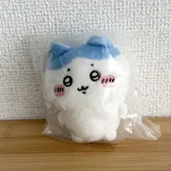 ちいかわ　おすわりぬいぐるみ　ハチワレ