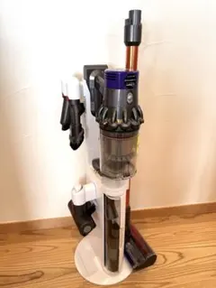 Dyson SV14 コードレススティッククリーナー　ジャンク ジャンク品 dyson SV14コードレスクリーナー 自立型充電ドッグ付き