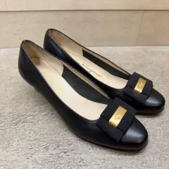 Ferragamo フェラガモ ロゴ　パンプス 23cm リボン　ヴィンテージ